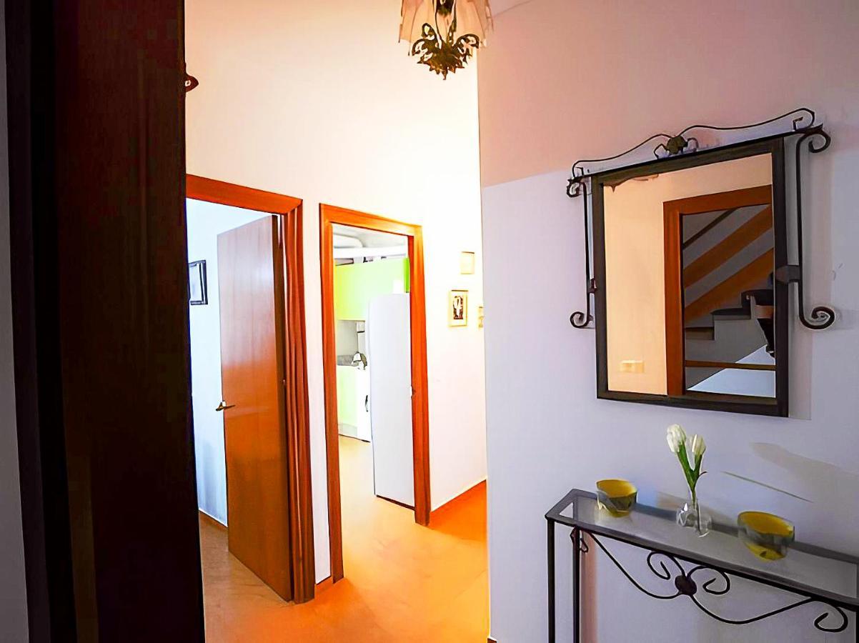 Apartamentos Garaje & Aire & Wifi & Solo Familias Y Parejas 콘일데라프론테라 외부 사진