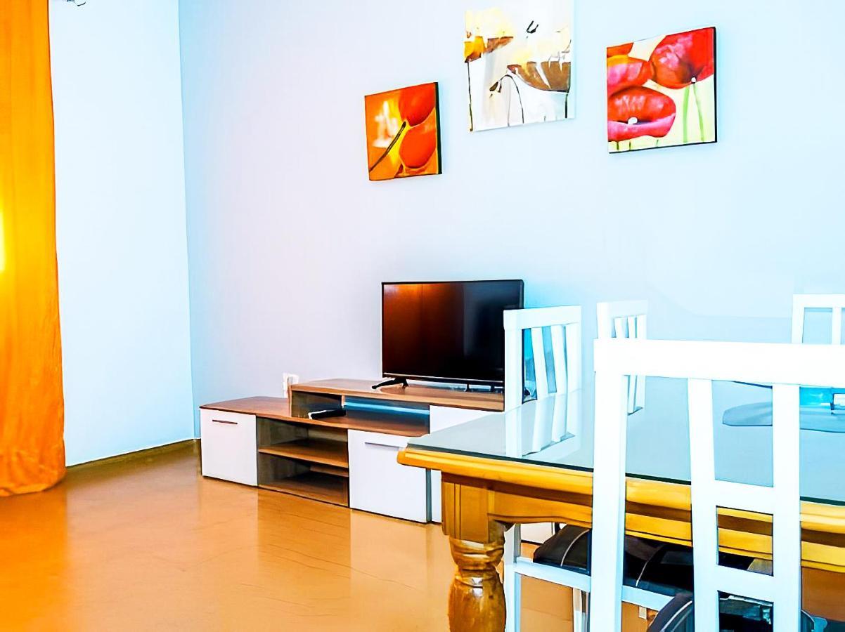 Apartamentos Garaje & Aire & Wifi & Solo Familias Y Parejas 콘일데라프론테라 외부 사진